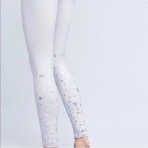 Alo Yoga High Waist Airbrush Capri Legging - Dusk Brilliance/S